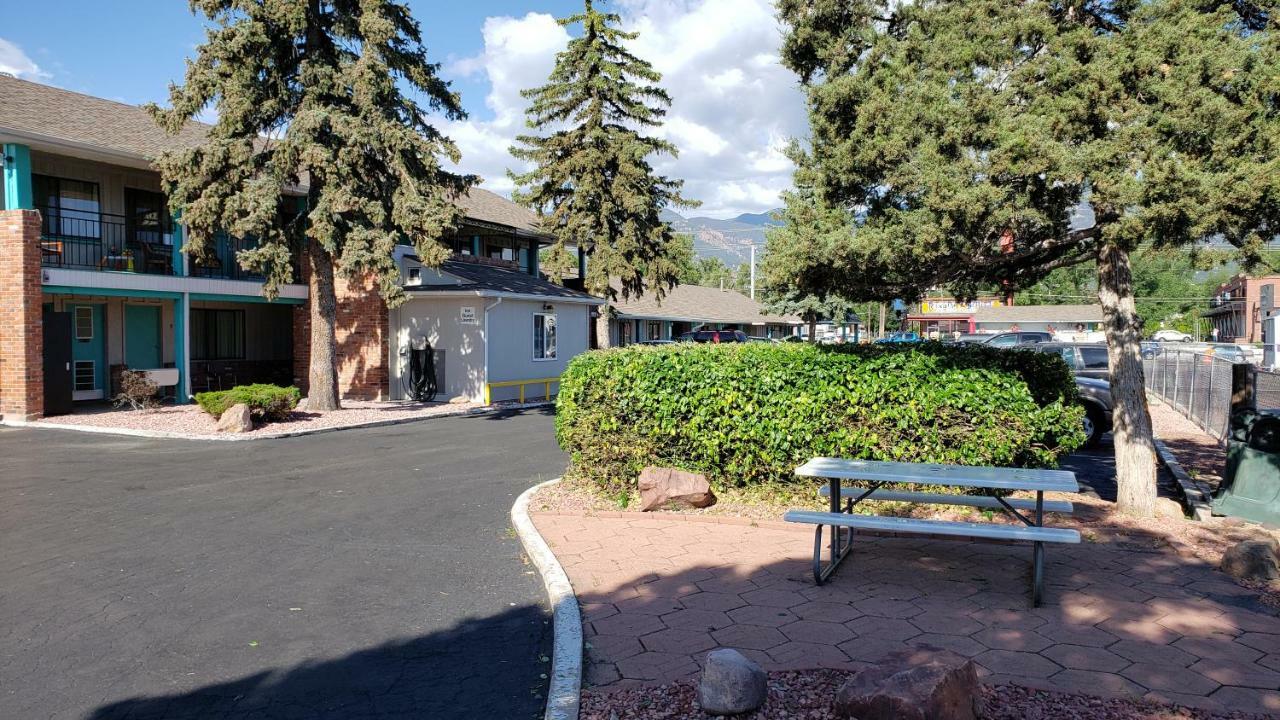 Circle S Motel Colorado Springs Exterior foto